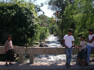 river photo